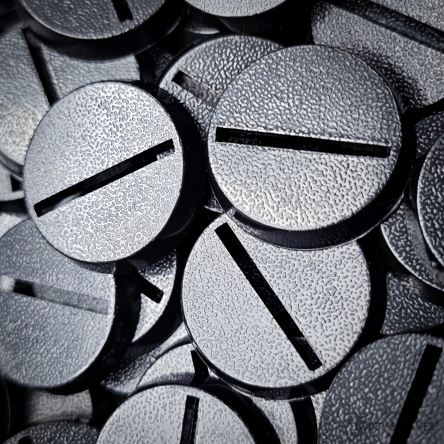 25mm Round Slotted Bases for Wargaming Miniatures | Durable Plastic | Compatible with Popular Tabletop Games